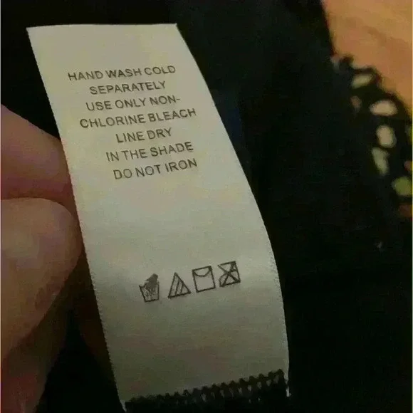 Swimsuits For All Gold and Black Blouson one piece Plus Size 26 - Picture 9 of 15